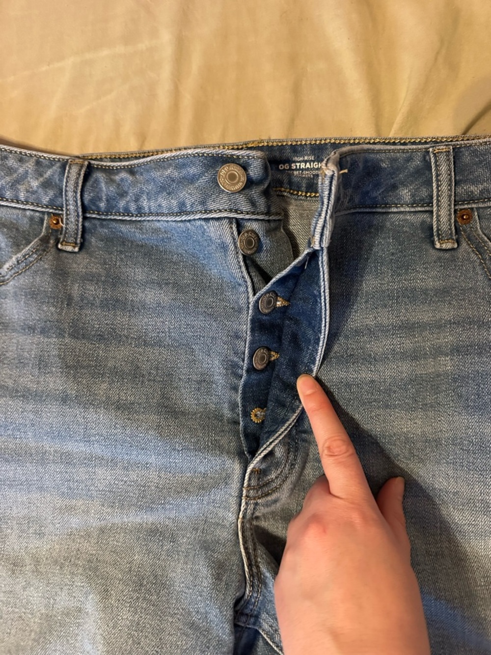 Old Navy Light Blue High-Rise Jean Shorts - Picture 3 of 4